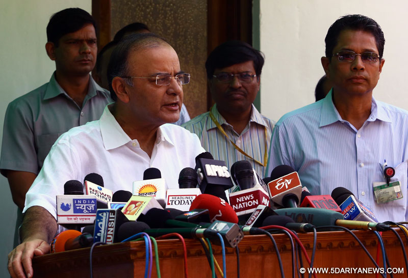 run Jaitley speaks to reporters Thursday on the situation in J&K. At right is Sitannshu Kar, ADG (M&C) in the defence ministry