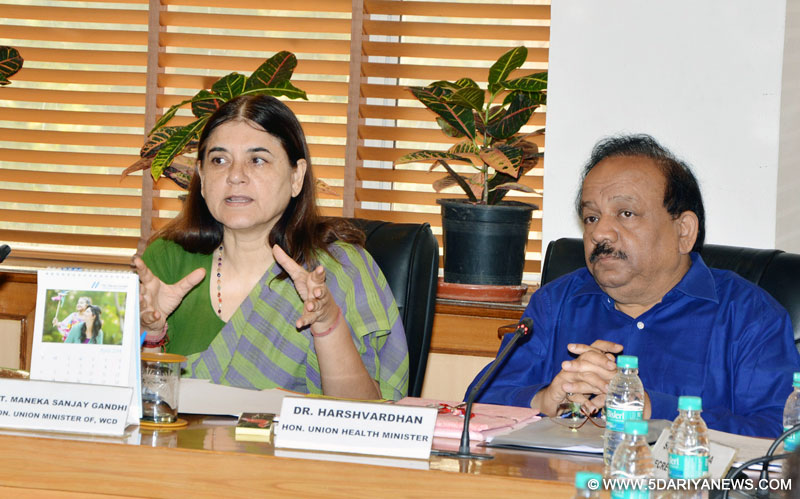 Dr. Harsh Vardhan along with the Union Minister for Women and Child Development,  Maneka Sanjay Gandhi chairing the 22nd meeting 