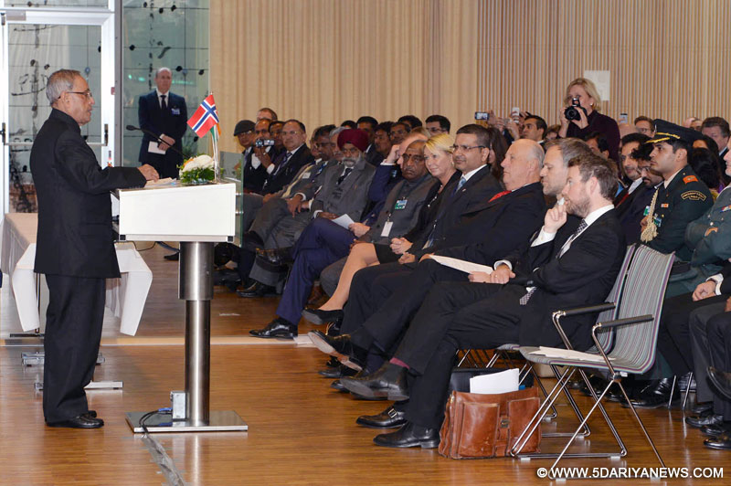 The President, Pranab Mukherjee addressing at the Plenary Session of the Joint Seminar on Business, Science and Technology, at Oslo in Norway on October 14, 2014.