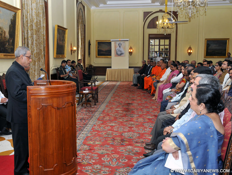 Pranab Mukherjee addressing at the release of Commemorative Postage Stamp on Anagarika Dharmapala, at Rashtrapati Bhavan, in New Delhi on October 25, 2014