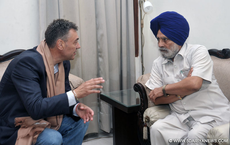 बुलगारिया के राजदूत द्वारा डा. चरणजीत सिंह अटवाल के साथ मुलाकात